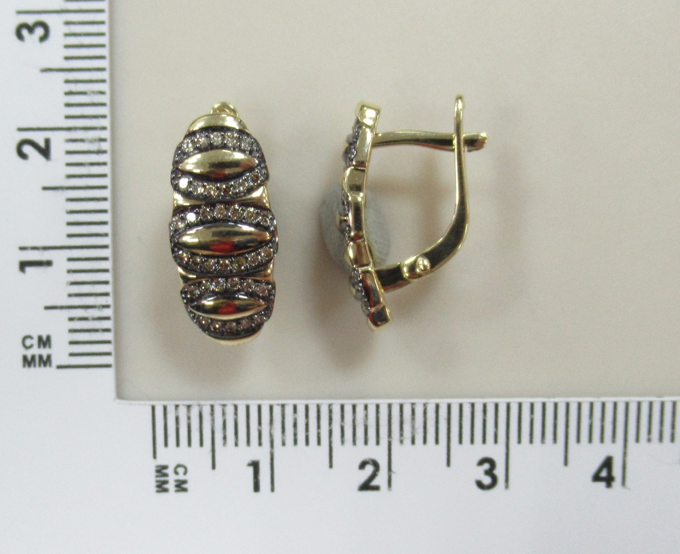 Серьги из желтого золота с коньячными бриллиантами